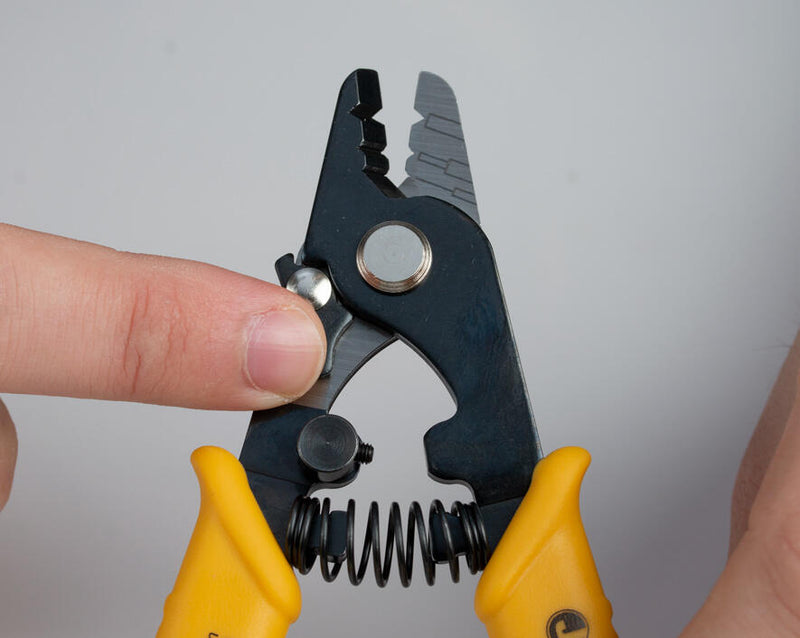 Jonard Tools JIC-375 Fiber Optic Stripper, Three Hole