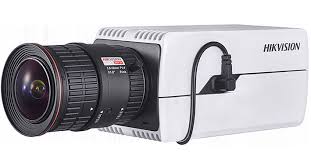 Hikvision DS-2CD7026G0-AP 2 MP DeepinView Moto Varifocal Box Camera